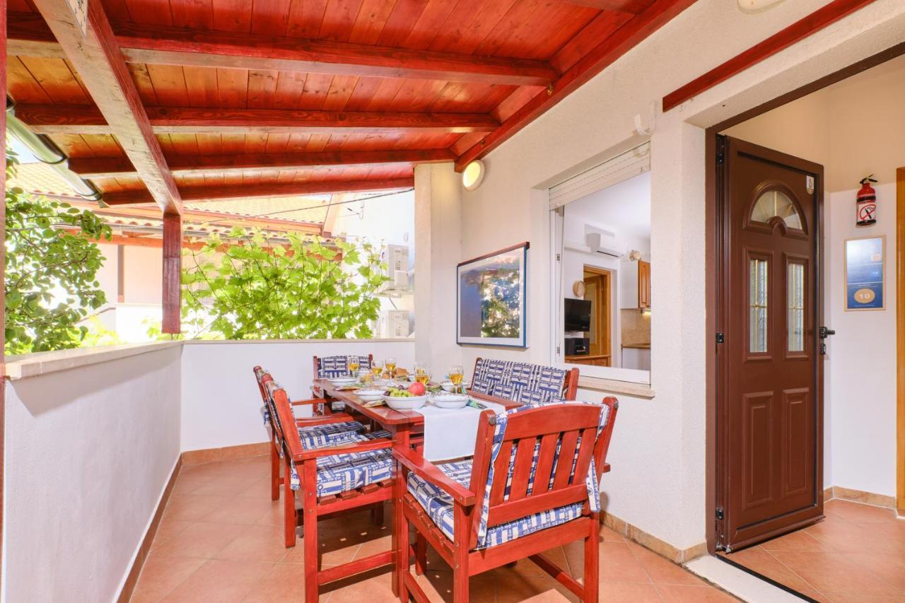 Apartments Antares Mali Lošinj Eksteriør billede
