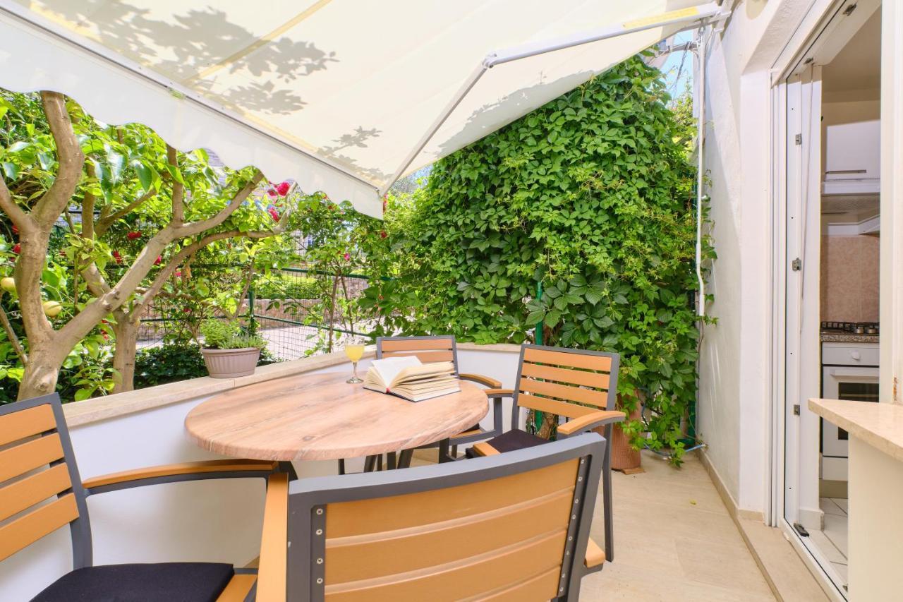Apartments Antares Mali Lošinj Eksteriør billede