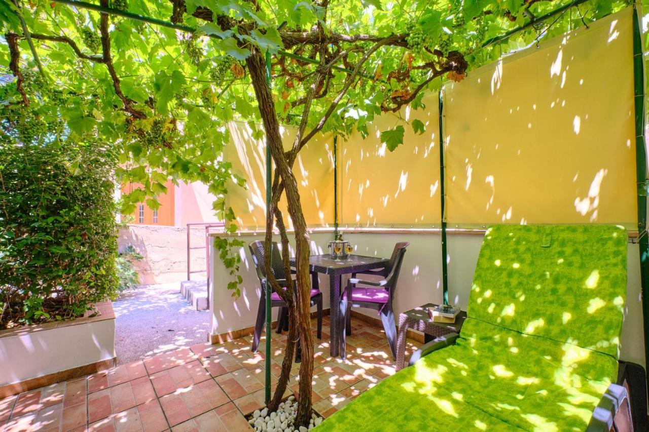 Apartments Antares Mali Lošinj Eksteriør billede