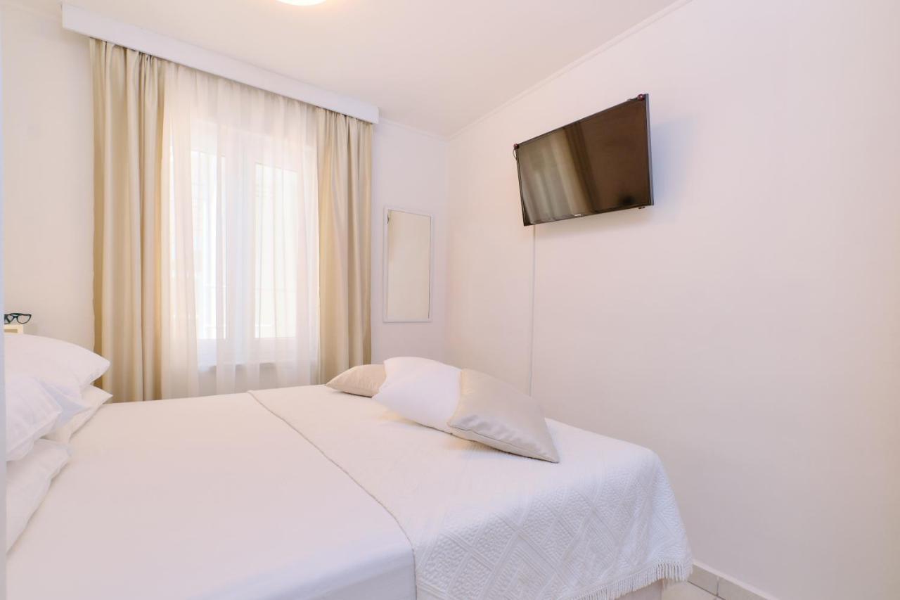 Apartments Antares Mali Lošinj Eksteriør billede